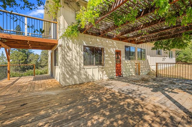 8221 Stoney Creek Road, Somerset, CA 95684