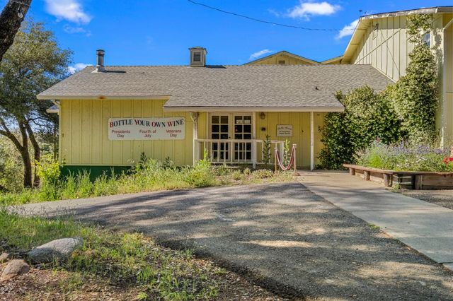 8221 Stoney Creek Road, Somerset, CA 95684