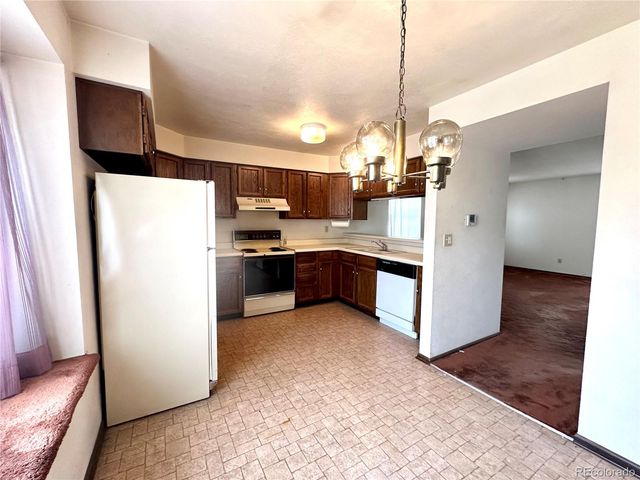 12124 W Vail Pass, Littleton, CO 80127