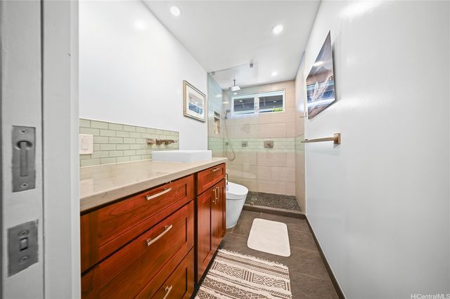 1492 Halekoa Drive, Honolulu, HI 96821