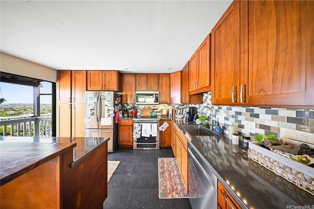 1492 Halekoa Drive, Honolulu, HI 96821