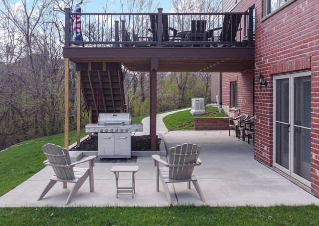 21163 S Wooded Cove Drive, Elwood, IL 60421