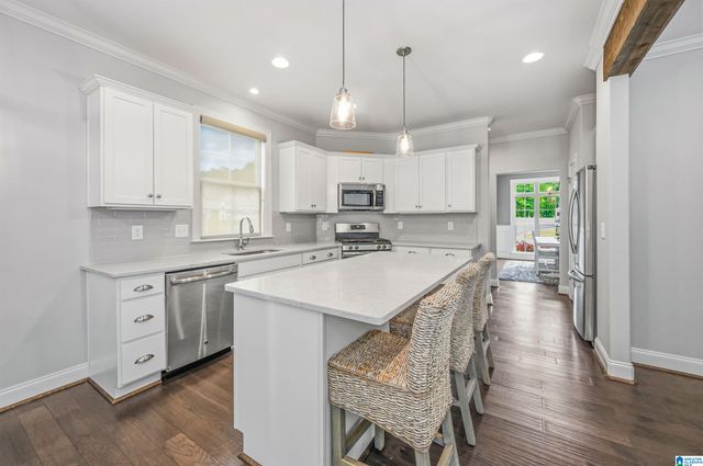 178 WILLOW BRANCH LANE, Chelsea, AL 35043