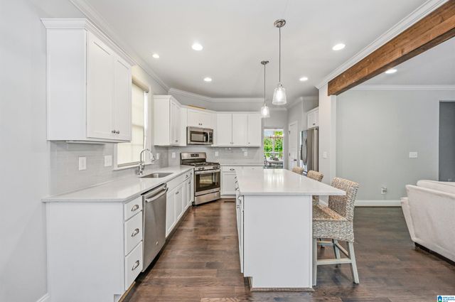 178 WILLOW BRANCH LANE, Chelsea, AL 35043