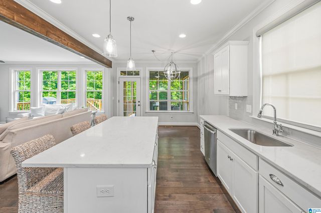 178 WILLOW BRANCH LANE, Chelsea, AL 35043