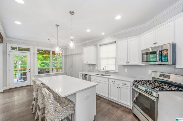178 WILLOW BRANCH LANE, Chelsea, AL 35043