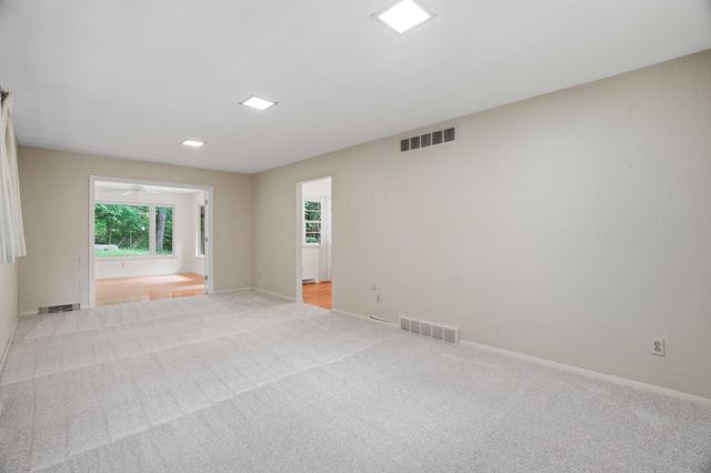 812 VALLEY CT, Columbia, MO 65203