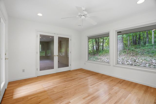812 VALLEY CT, Columbia, MO 65203