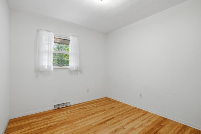 812 VALLEY CT, Columbia, MO 65203