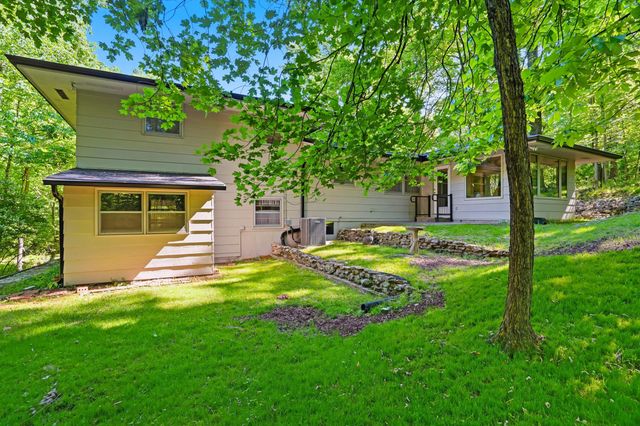812 VALLEY CT, Columbia, MO 65203