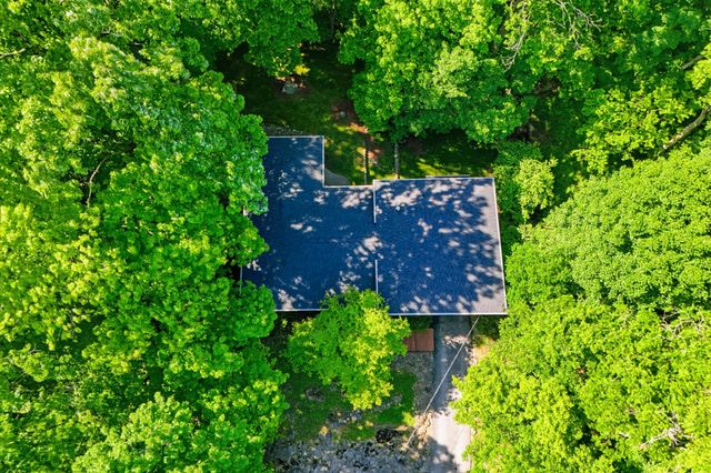 812 VALLEY CT, Columbia, MO 65203