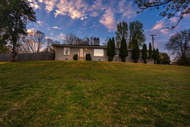 2455 Eastland Ave, Nashville, TN 37206