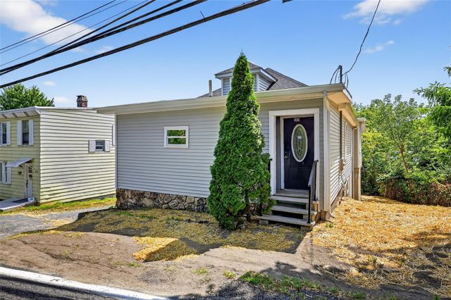 1068 River Road, New Windsor, NY 12553