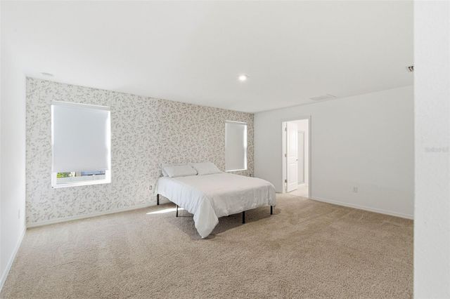 5905 LAURELCREST GLEN, Palmetto, FL 34221