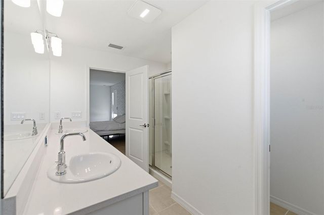 5905 LAURELCREST GLEN, Palmetto, FL 34221