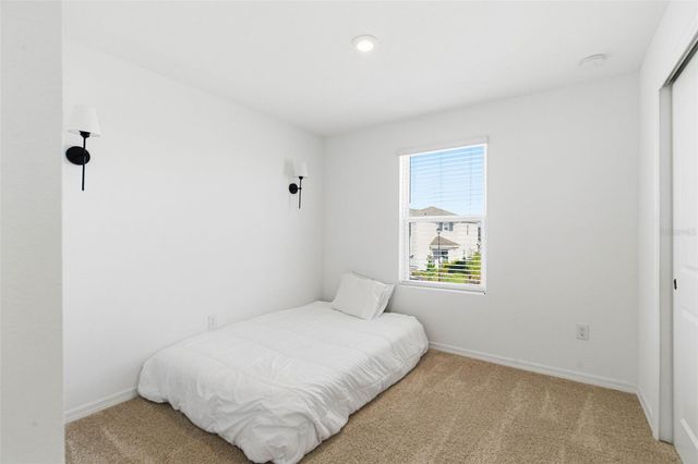 5905 LAURELCREST GLEN, Palmetto, FL 34221