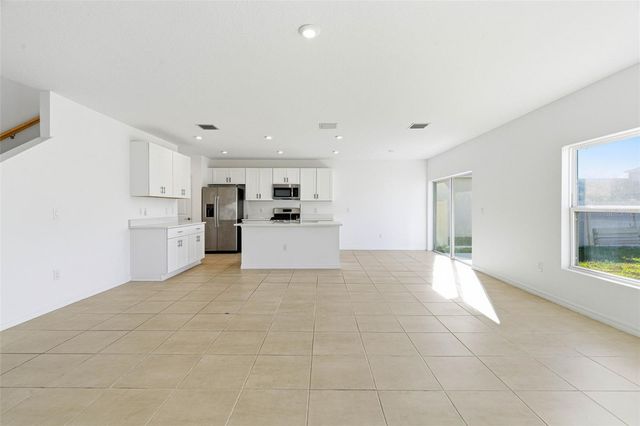 5905 LAURELCREST GLEN, Palmetto, FL 34221