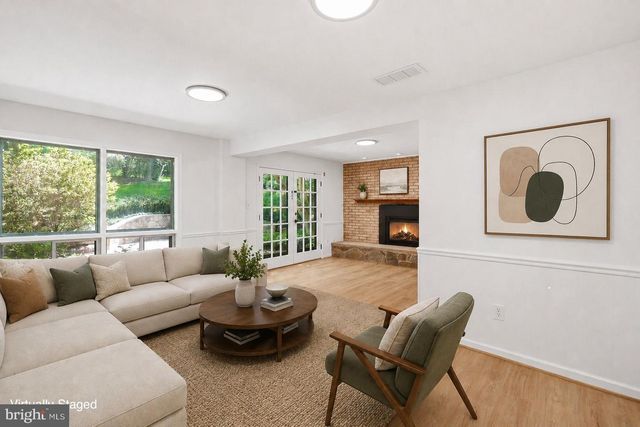 7616 CARTERET RD, Bethesda, MD 20817