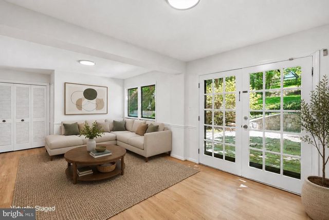 7616 CARTERET RD, Bethesda, MD 20817
