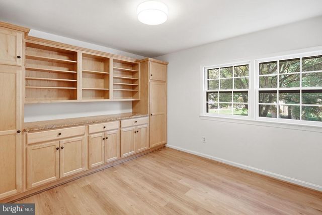 7616 CARTERET RD, Bethesda, MD 20817