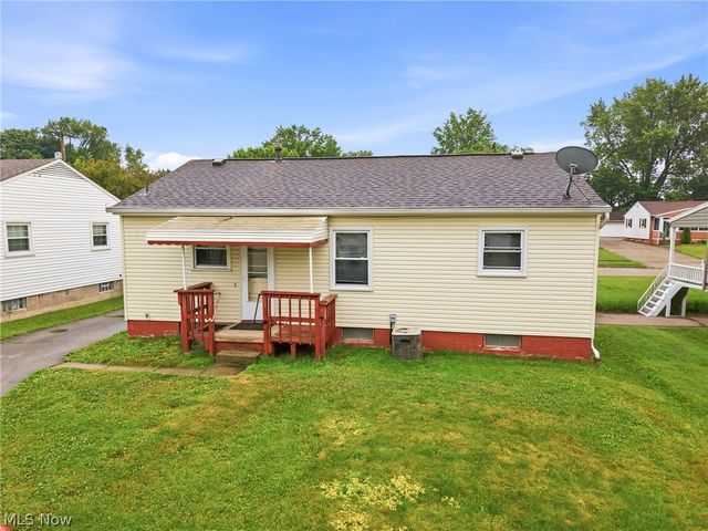 404 Elizabeth Street, Hubbard, OH 44425