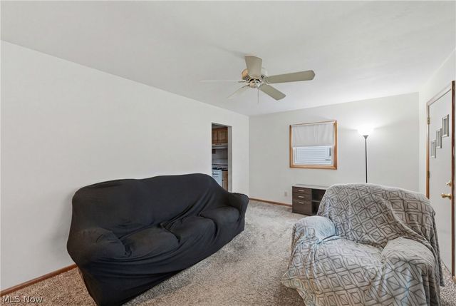 404 Elizabeth Street, Hubbard, OH 44425