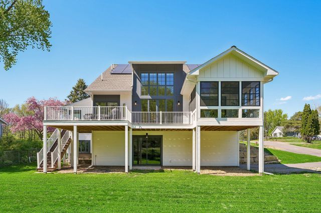 1316 3rd Street, Mendota, MN 55150