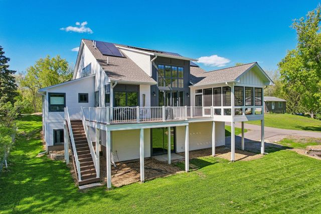 1316 3rd Street, Mendota, MN 55150
