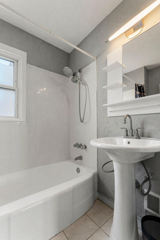 2043 Montreal Avenue, Saint Paul, MN 55116