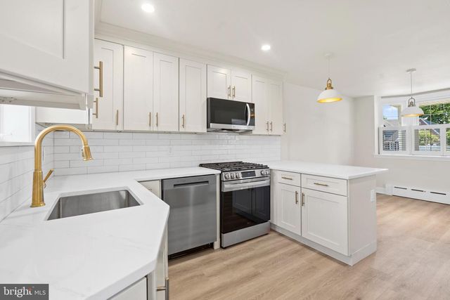 559 WILLOWBROOK RD, Havertown, PA 19083