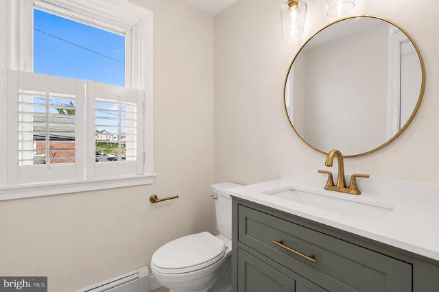 559 WILLOWBROOK RD, Havertown, PA 19083