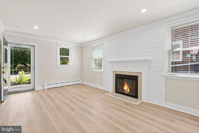 559 WILLOWBROOK RD, Havertown, PA 19083
