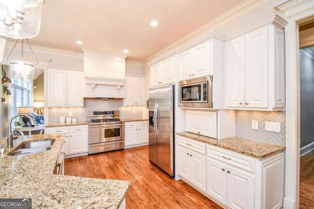 3036 Hickory Hills Drive, Gainesville, GA 30506