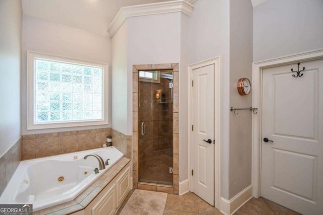 3036 Hickory Hills Drive, Gainesville, GA 30506