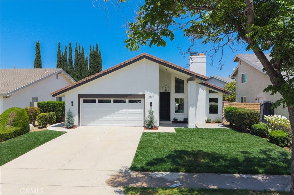 Image 3 of property listing at 5941 E Camino Correr, Anaheim Hills, CA 92807
