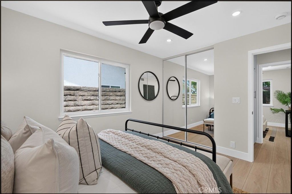 Image 33 of property listing at 5941 E Camino Correr, Anaheim Hills, CA 92807