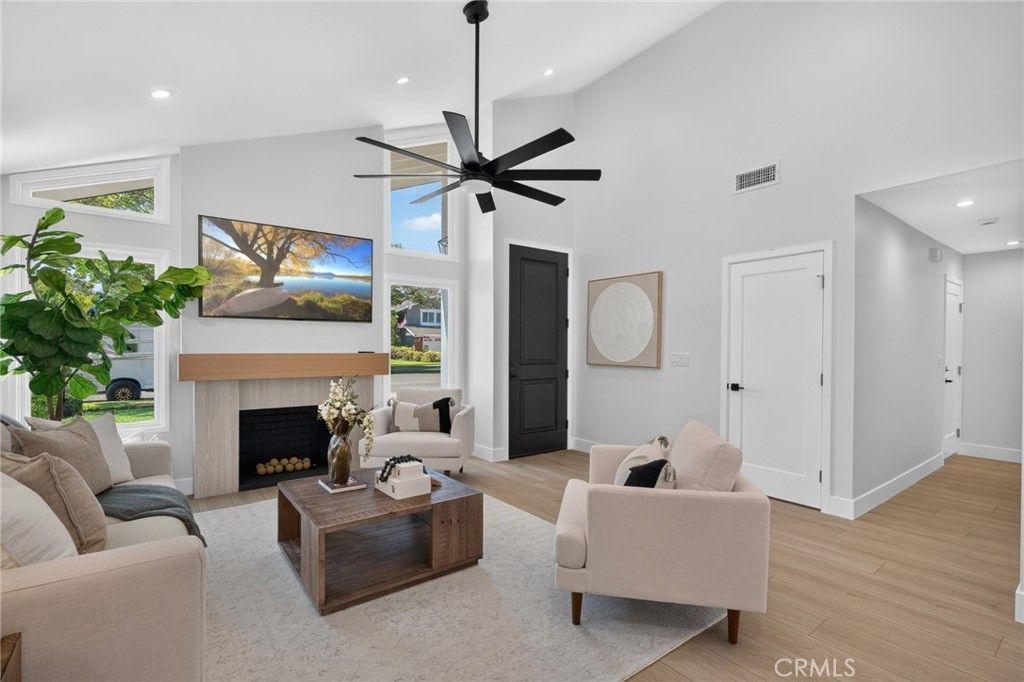 Image 9 of property listing at 5941 E Camino Correr, Anaheim Hills, CA 92807