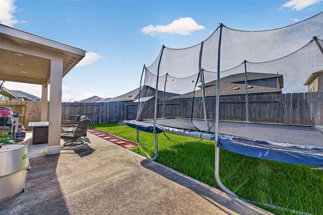 919 Modesto Drive, Rosharon, TX 77583