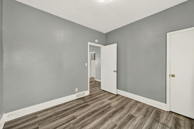 10 6th Avenue SE, Rochester, MN 55904