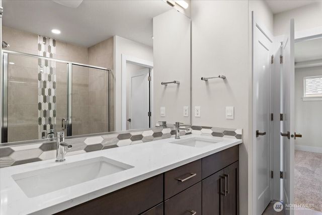 17915 Sunset Road, Bothell, WA 98012