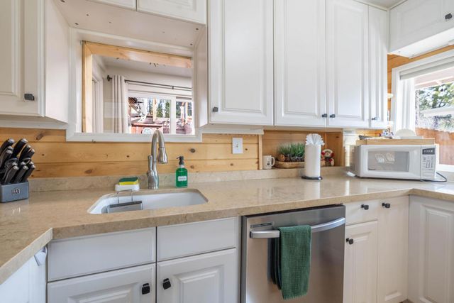 42948 Moonridge Road, Big Bear, CA 92315