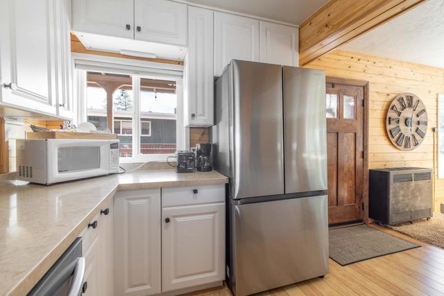 42948 Moonridge Road, Big Bear, CA 92315