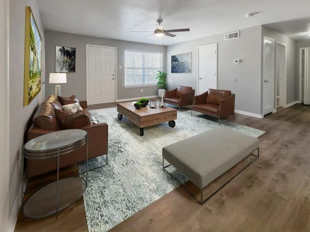 11111 W Montgomery Road 204, Houston, TX 77088