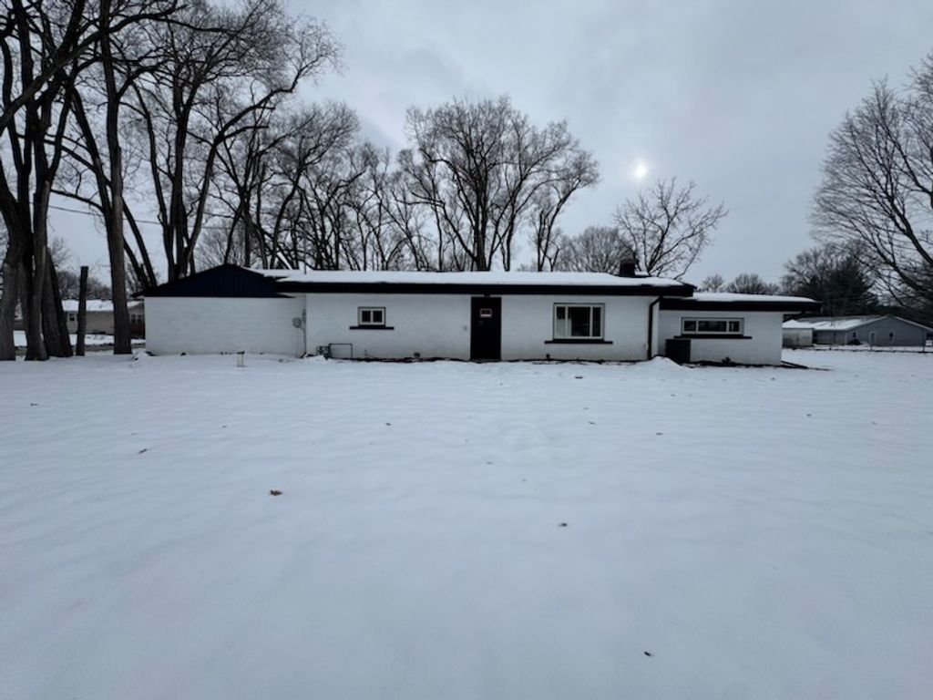 4205 Grimes Street, Sterling, IL 61081