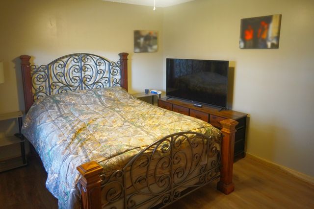 2300 Bear Creek Rd, Vanleer, TN 37181