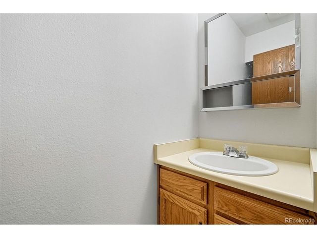 15147 E Wesley Ave, Aurora, CO 80014