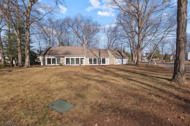 35 Crown Rd, Franklin Twp., NJ 08873