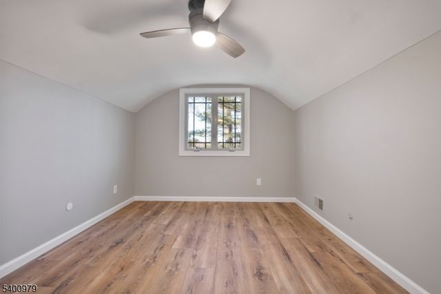 35 Crown Rd, Franklin Twp., NJ 08873