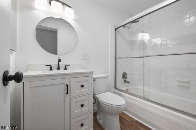 35 Crown Rd, Franklin Twp., NJ 08873