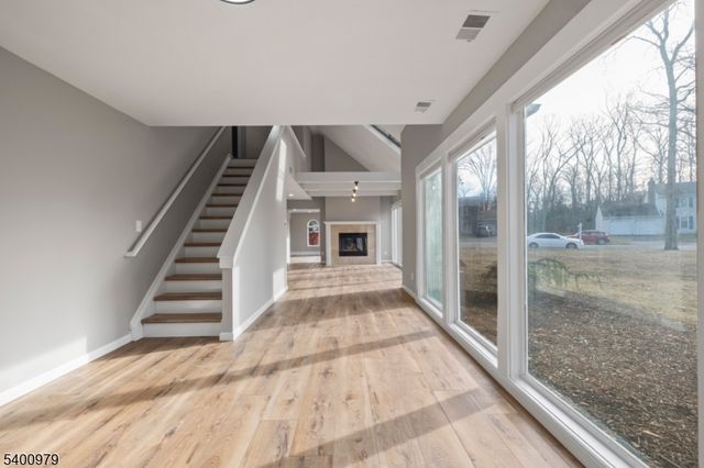 35 Crown Rd, Franklin Twp., NJ 08873